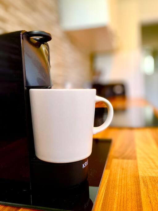 Anchored Homely Apartment In Historic Centre ペイズリー エクステリア 写真