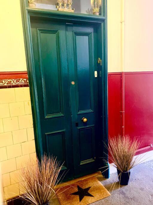Anchored Homely Apartment In Historic Centre ペイズリー エクステリア 写真